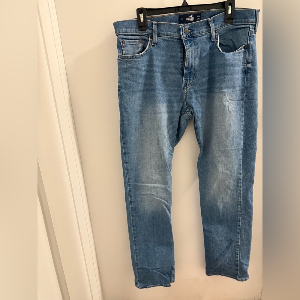 Hollister Men's Straight Jeans in Light Blue